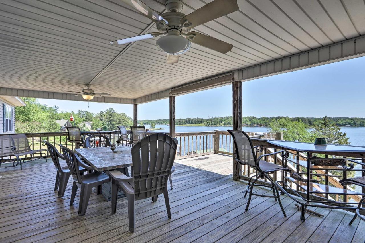 House With Dock And Slide Situated On Lake Sinclair! Sparta Εξωτερικό φωτογραφία