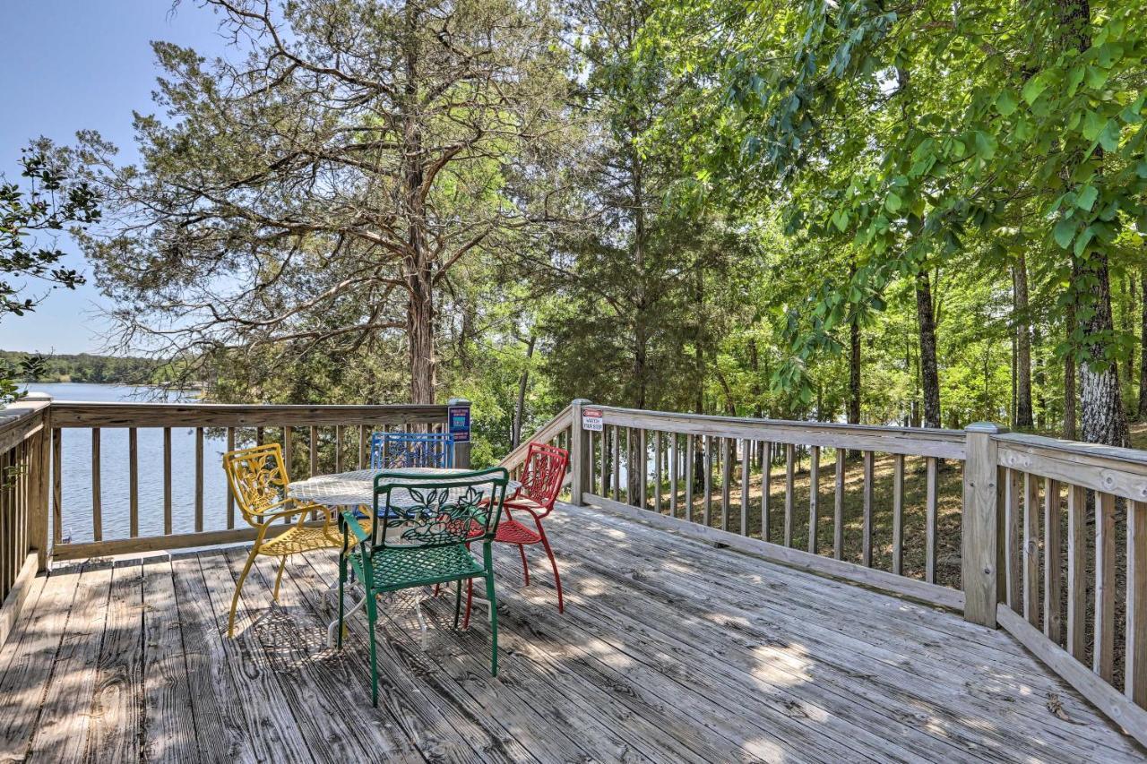 House With Dock And Slide Situated On Lake Sinclair! Sparta Εξωτερικό φωτογραφία