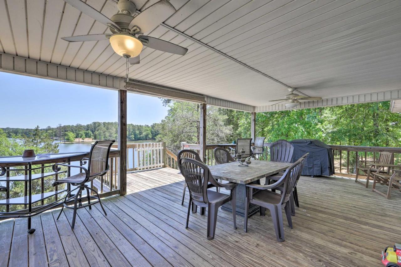 House With Dock And Slide Situated On Lake Sinclair! Sparta Εξωτερικό φωτογραφία